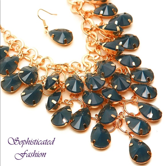 Jewelry - Teal Gold Faceted Laced Teardrop Necklace Set